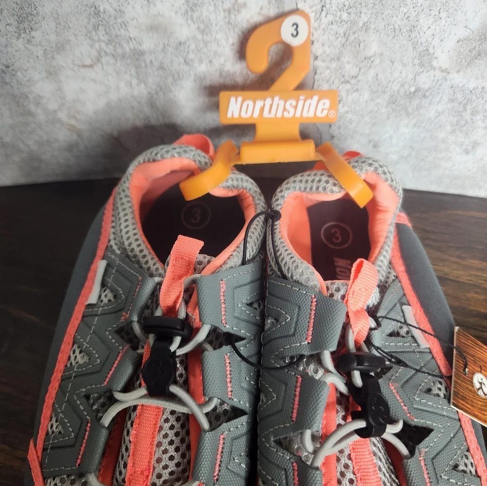 Northside | Gray & Pink Watershoes | Youth Size 3